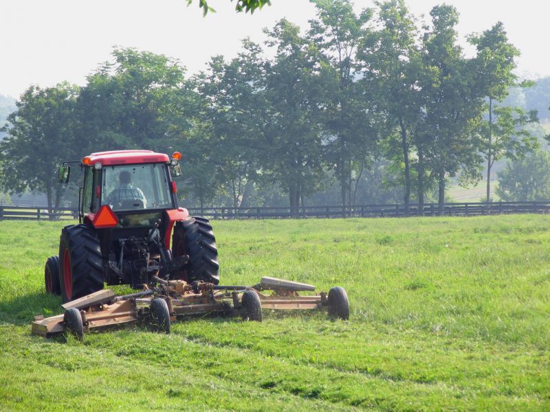 Tractor Mowing in Prince Georges County, MD